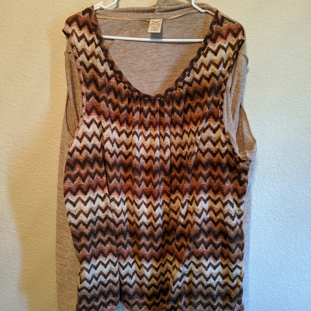 Shirt - Picture 2 of 2